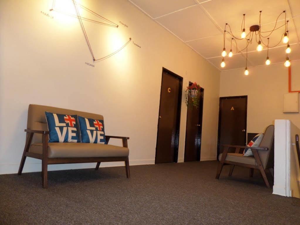 Hostel The Bunk By Olive Melaka Zewnętrze zdjęcie